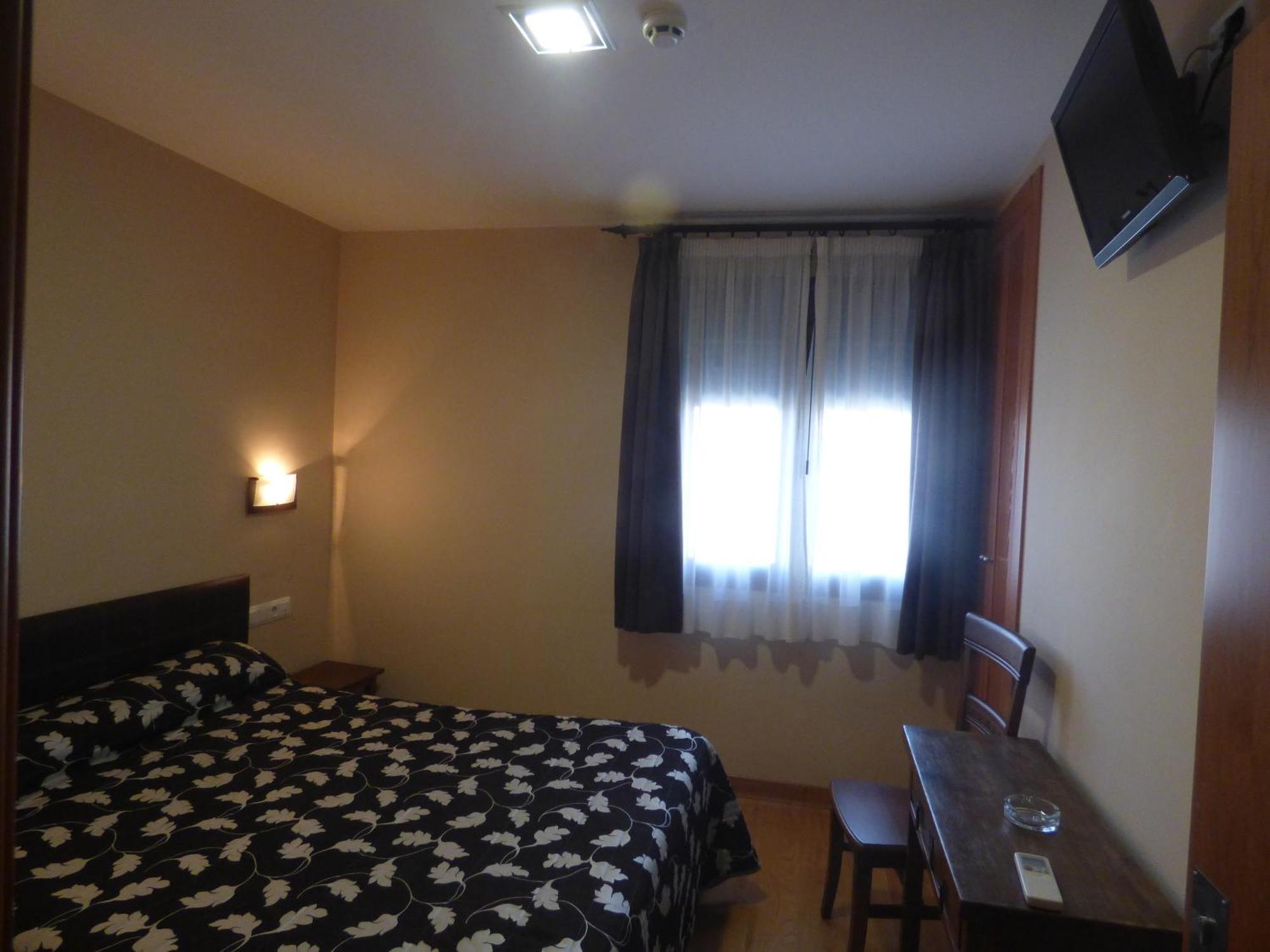 Hostal La Perdiz Sonseca Ngoại thất bức ảnh