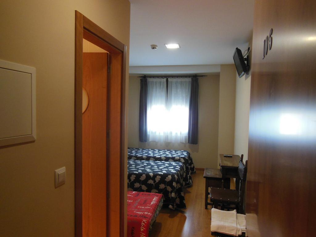 Hostal La Perdiz Sonseca Ngoại thất bức ảnh